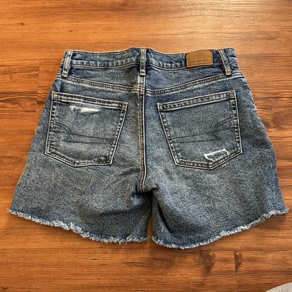 AMERICAN EAGLE High Rise Perfect Short - Picture 2 of 4